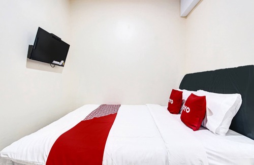 Baturetno Hotel | Budget-Friendly Stay at Super OYO 91816 Griya Putih