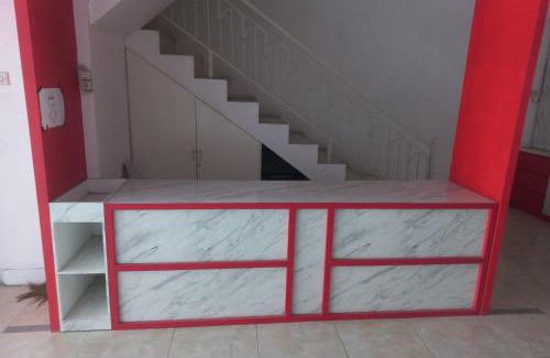 Tegal Hotel | Budget-Friendly OYO 94022 Guest House Ayomi Syariah