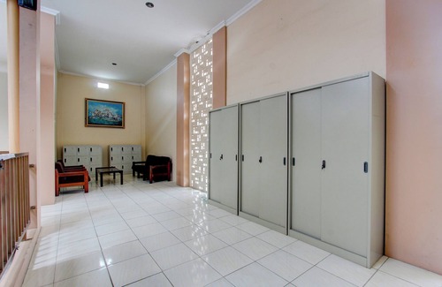 Surakarta Hotel | Budget-Friendly Stay at Guet House Mulia Dua Syariah