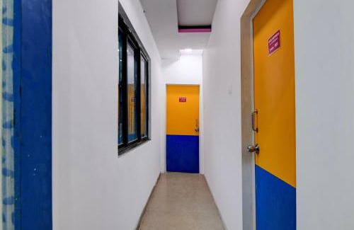 Kolkata Hotel | Family-Friendly OYO Hotel Happiness Near Acropolis Mall