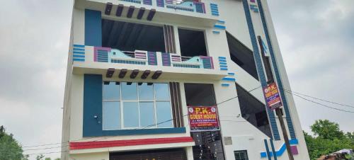 Faizabad Apartment | Hotel O Home PK Guest Homestay