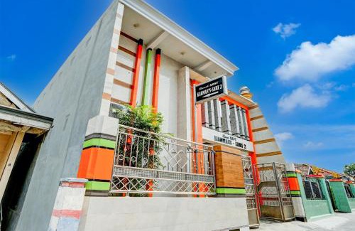 Gresik Hotel | Budget-Friendly Karman's Sari 1 Homestay with Breakfast