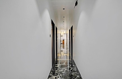 Surat Hotel | Budget-Friendly OYO Flagship Hotel Laksh View - Child Friendly