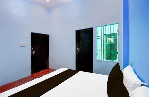 Aligarh Hotel | Budget-Friendly Stay at OYO LAXMI PALACE for Families