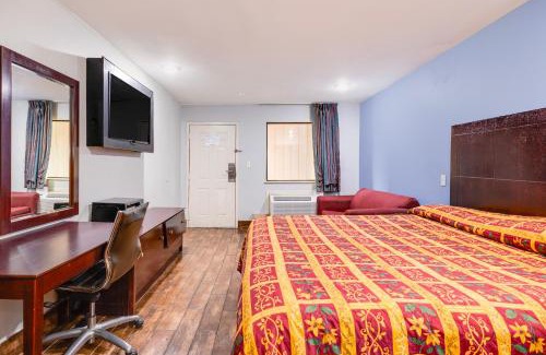 Channelview Hotel | Family-Friendly Stay at Luxury Inn with Hot Tub Access