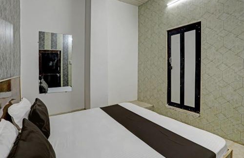 Babugarh Hotel | Top-Rated OYO Hotel Mansarovar: Family-Friendly Retreat