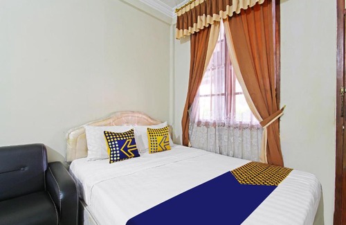 Cilacap Hotel | Budget-Friendly Stay at SPOT ON 91563 Hotel Meilias