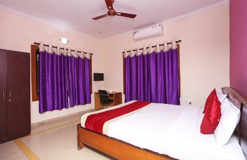 Bhubaneshwar Hotel | Budget-Friendly Flagship Aradhya Residency with Family Amenities