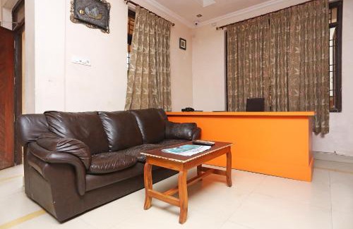 Bhubaneshwar Hotel | Budget-Friendly Flagship Aradhya Residency with Family Amenities