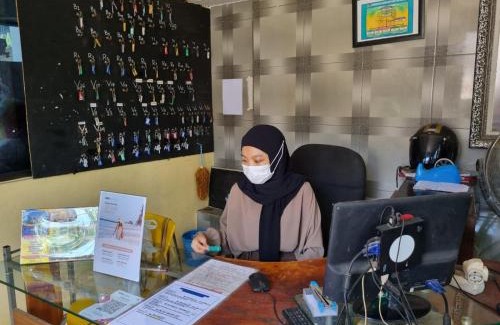 Asembagus Hotel | Welcoming OYO 93384 New Asembagus 2 with Pool & Breakfast