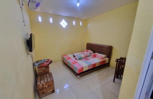 Asembagus Hotel | Welcoming OYO 93384 New Asembagus 2 with Pool & Breakfast
