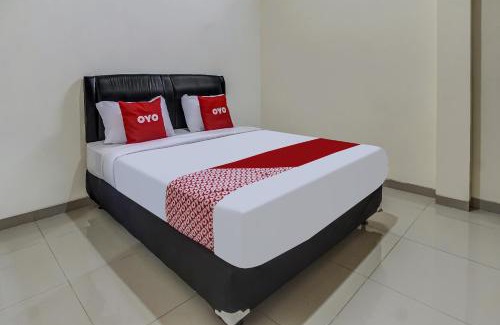 Malang Hotel | Budget-Friendly OYO 91084 Oke Guest House with Breakfast