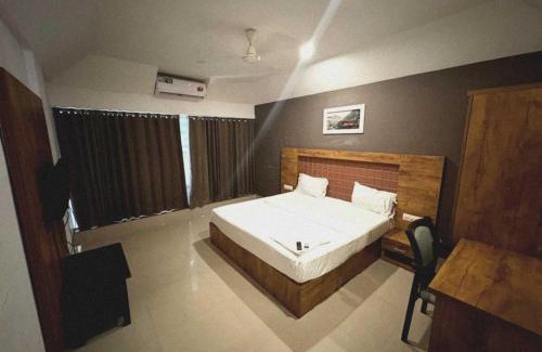 Kozhikode Hotel | Hotel O OZONE Residency