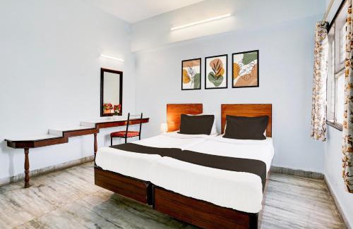 Daulatabad Hotel | Budget-Friendly Stay at FabHotel Shree Maya with Breakfast