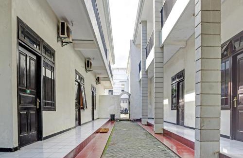 Tulungagung Hotel | Budget-Friendly Stay at OYO 90735 Palem Garden with Breakfast