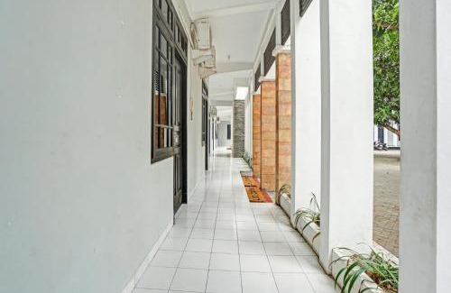 Tulungagung Hotel | Budget-Friendly Stay at OYO 90735 Palem Garden with Breakfast