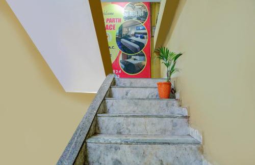 Kolar Road Hotel | Budget-Friendly Family Retreat at OYO Hotel Cloud Bay