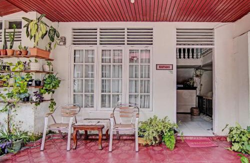 Pasir Pengaraian Hotel | Budget-Friendly Stay at OYO 92502 Penginapan Rokan Permai