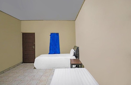 Parepare Hotel | Child-Friendly Comfort at OYO 92230 Penginapan Metro Parepare