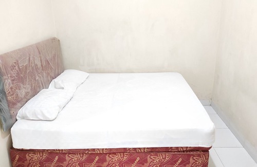 Sulawesi Hotel | Cozy OYO 93536 Pondok Almirah with Breakfast & Family-Friendly
