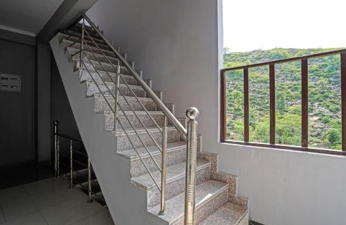 Amer Hotel | Family-Friendly Retreat at OYO Flagship 81469 Hotel R d Palace