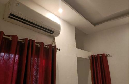 Phulpur Hotel | Hotel O R J Hotel