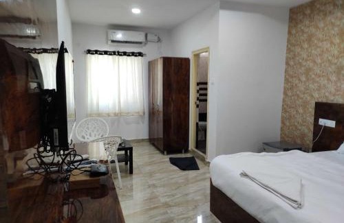 Medchal Hotel | Budget-Friendly OYO Hotel R Square - Family Friendly Stay