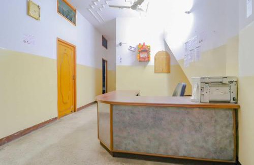 Sector 45 Hotel | Hotel O Sameer Residency