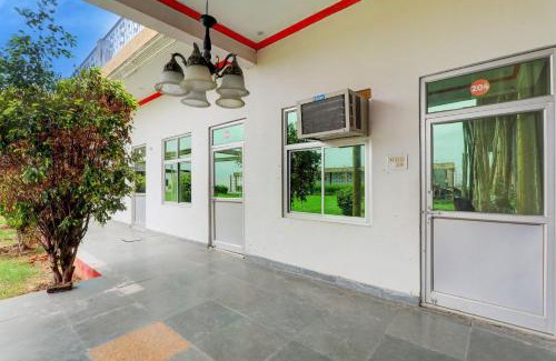 Kanpur Hotel | Child-Friendly OYO Shivatri Resort for Your Next Getaway