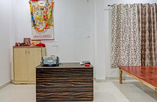 Malihabad Hotel | Family-Friendly OYO Shri Krishna Banquet Hall - 4-Star Stay