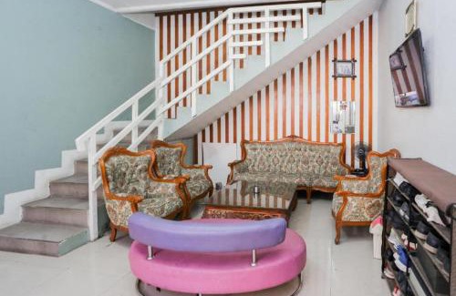 Kalimalang Hotel | Hotel O Sman House