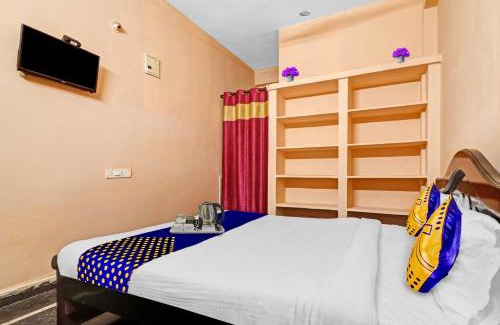 Medchal Hotel | Budget-Friendly OYO 87590 Hotel Sree Krishna with Breakfast