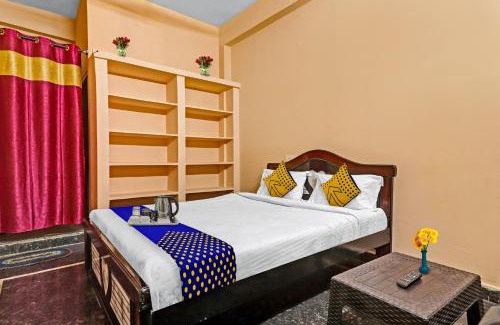 Medchal Hotel | Budget-Friendly OYO 87590 Hotel Sree Krishna with Breakfast
