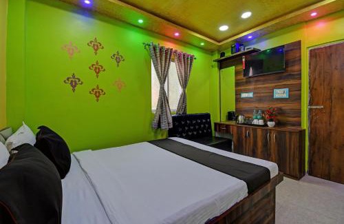 Barasat Hotel | Budget-Friendly OYO Hotel Star View with Family Amenities
