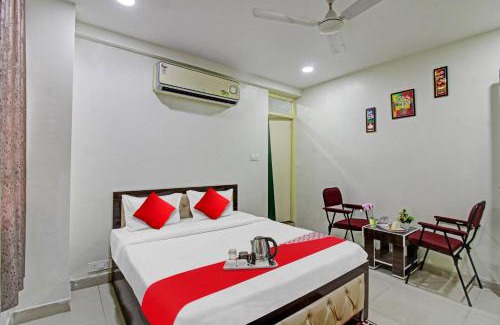 Sadar Hotel | Budget-Friendly OYO Hotel Sunshine Inn with Breakfast Included