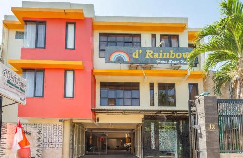 Ketintang Hotel | Family-Friendly Stay at OYO Life 3847 Drainbow Homestay