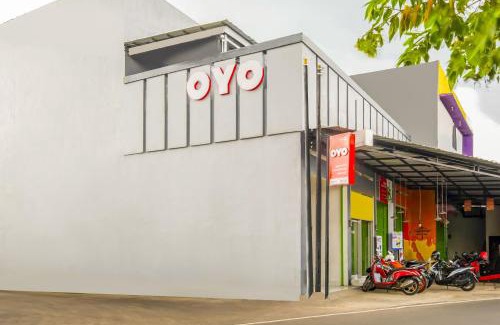 Tasikmalaya Hotel | Cozy Siliwangi Guest House in Tasikmalaya - Family Friendly