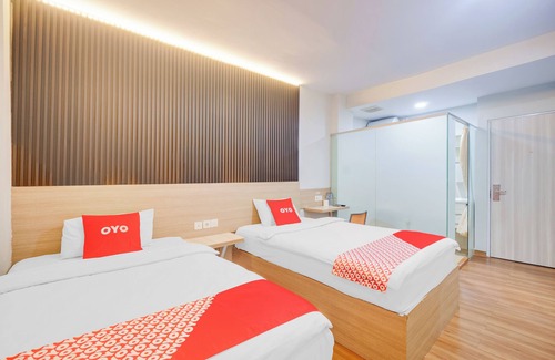 Tanjung Duren Utara Hotel | Hotel O Tanjung Duren Near Mall Citraland Formerly Suba Hotel