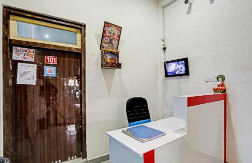 Bhongaon Hotel | Budget-Friendly 4-Star OYO The King Heaven for Families