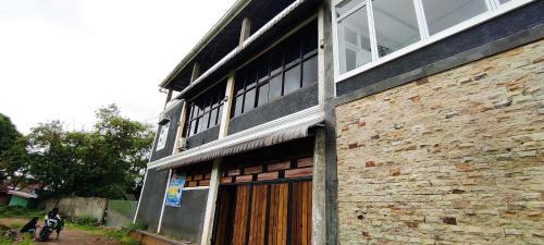 North Labuhanbatu Hotel | Discover OYO 93416 Wisma Alam Syariah: Family-Friendly Stay