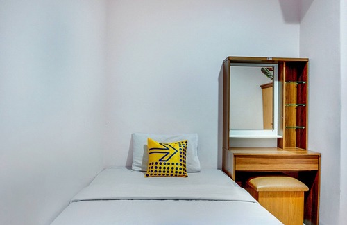 Makassar Hotel | Budget-Friendly SPOT ON 2214 Wisma Jampea for Families