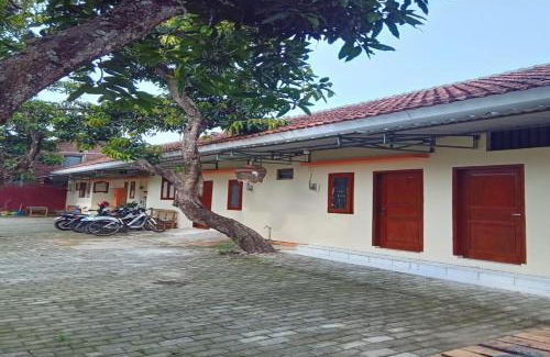Pemalang Hotel | Budget-Friendly Wulan Homestay 2 with Family Amenities