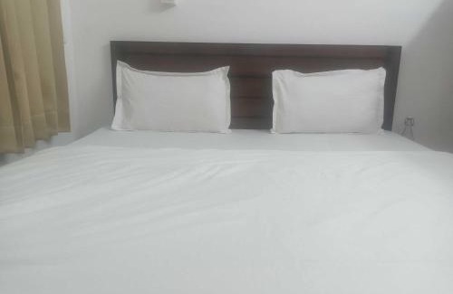 Nagina Hotel | HOTEL O YOUVRAJ