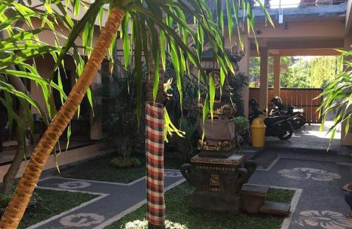 Batu Layar Hotel | Budget-Friendly Stay at OYO 93759 Yume Guest House