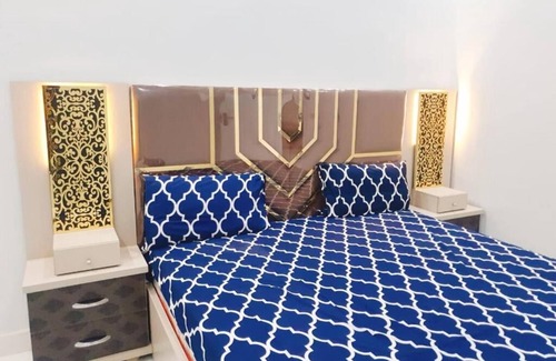 Karachi House | Cozy Oasis Inn: Family-Friendly Guest House with Breakfast