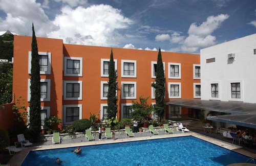 Calzada Madero Hotel | Exclusive Oasis at Hotel Oaxaca Dorado with Private Pool