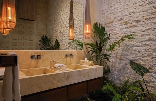 Chichen Itza - Valladolid Hotel | Discover Hotel Olbil: Guest Rated 10/10 with Pool & Spa