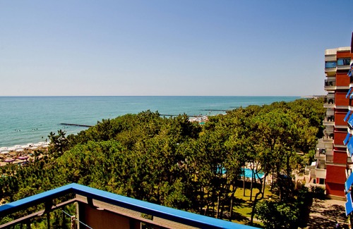 Porto Santa Margherita Hotel | Elegant Stay at Hotel Oliver with Oceanfront Views