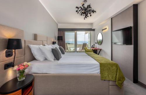 Crikvenica Hotel | Discover Comfort at Hotel Omorika: Ocean View & Pet Friendly