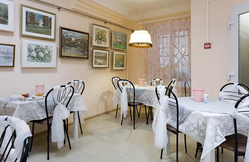 Veliky Novgorod Hotel | Top-Rated Hotel on Prusskaya 8 with Kitchen Amenities